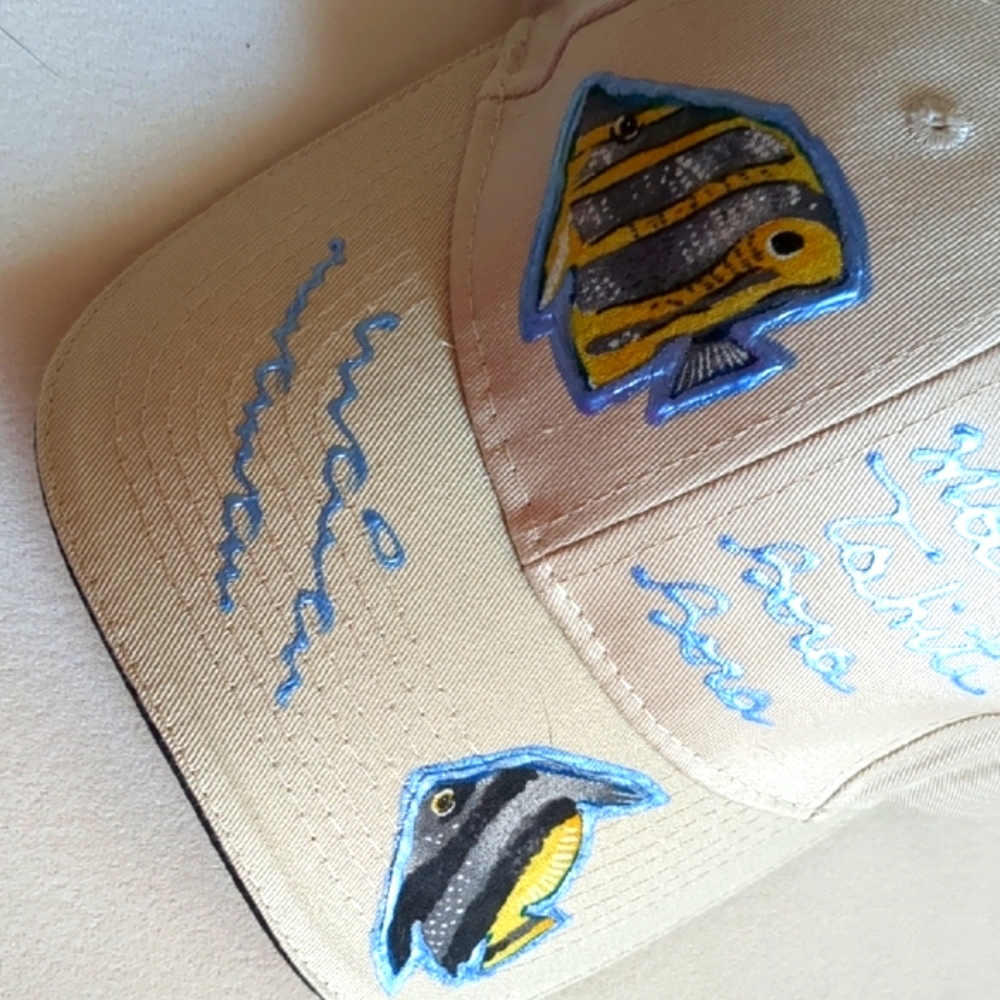 Polynesia Cap with Fish Design - Picture 3 of 3